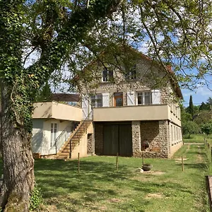Les Clés Des Champs Côté Jardin Hébergement de vacances